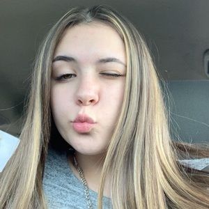 Meet your Posher, Katelyn